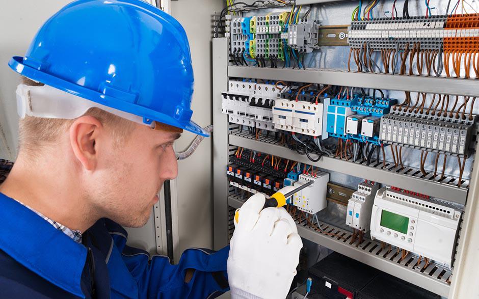 électricien maintenance Montreuil